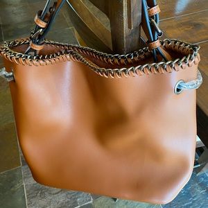 2-in-1!!  New Folli Follie leather shoulder bag with makeup bag